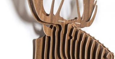 cabezas de animales de madera